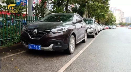 注意 南寧路邊掃碼停車(chē)有 坑 ,有人因此欠下上千元停車(chē)費(fèi)